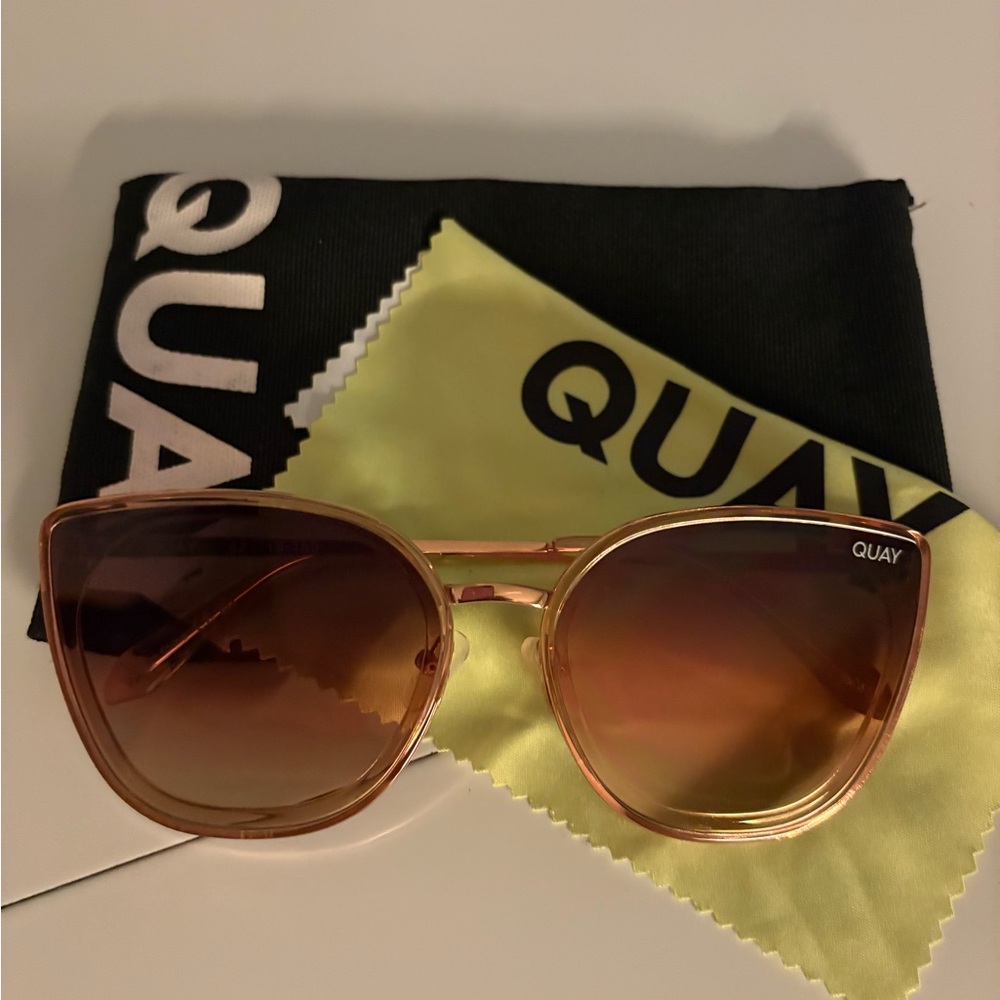 Quay Australia Brown Aviator Sunglasses Timeless Design